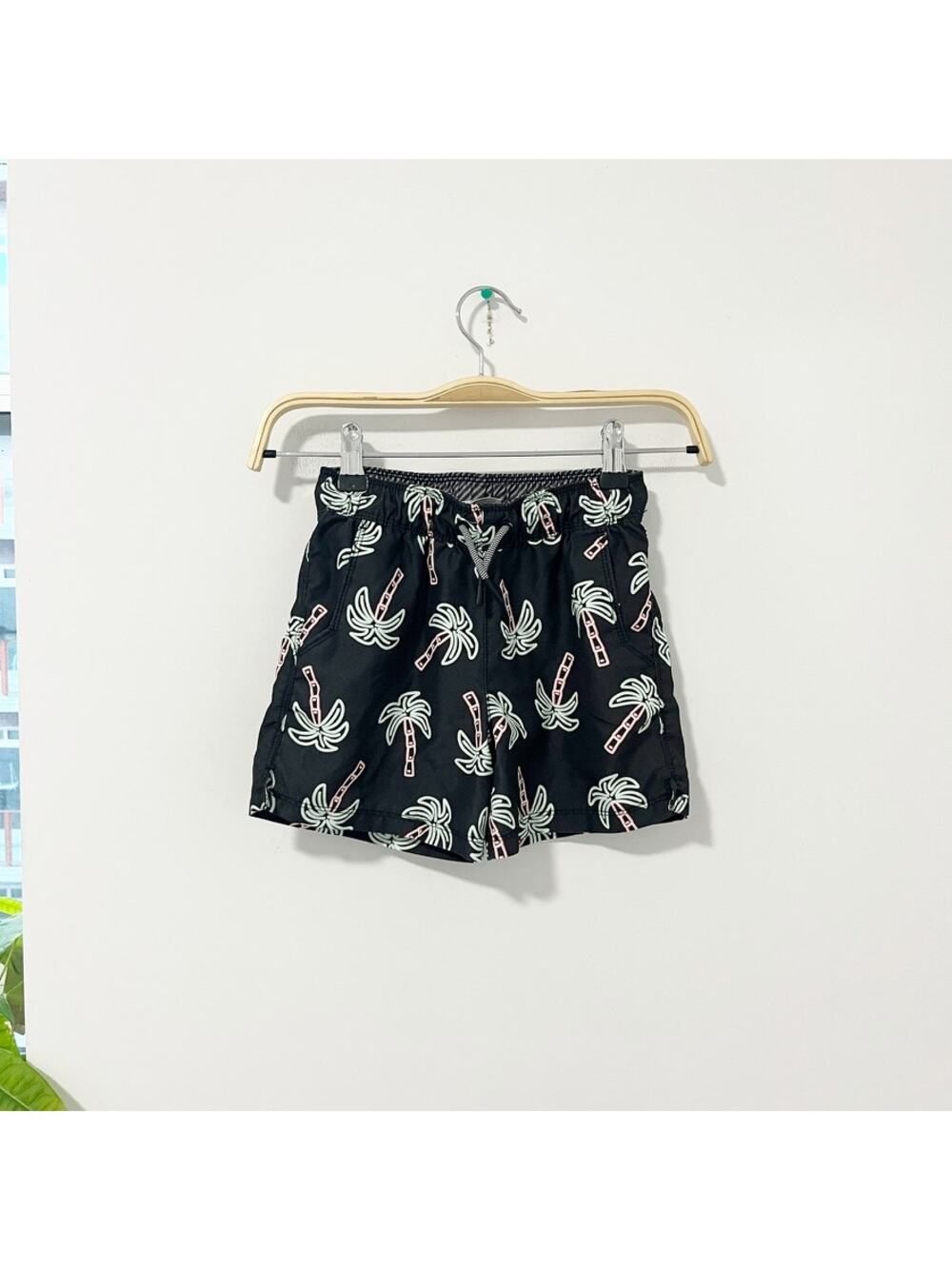 Art Class Boy's Neon Palm Tree Print Swim Trunks Size Small 6-7